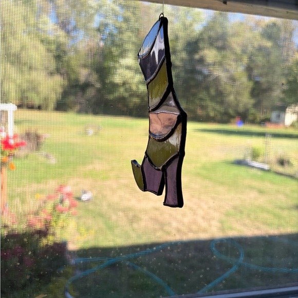 Hand Crafted Stained Glass Witch Boot Suncatcher - Picture 3 of 3